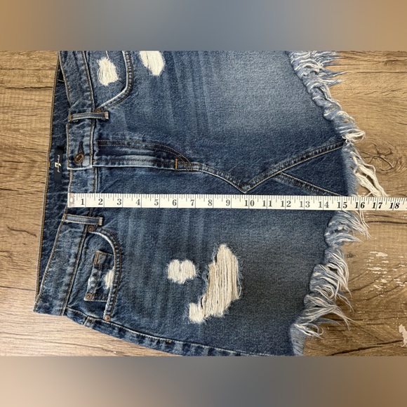 7 For All Mankind Distressed Denim Mini Skirt Size 28 - Picture 5 of 7